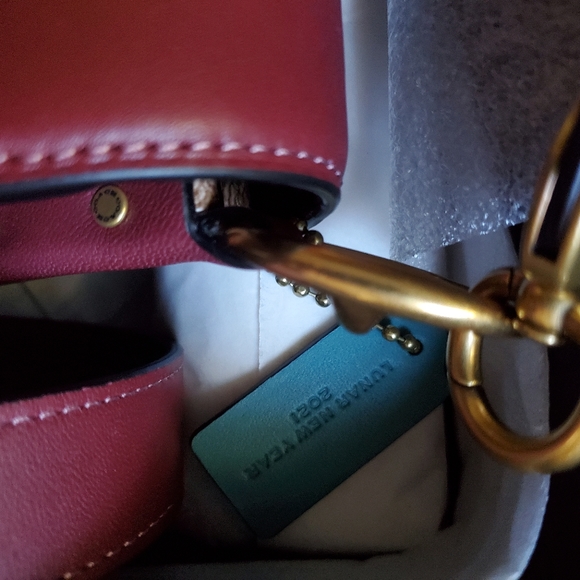 Special Edition| Lunar New Year Beat Shoulder Bag - Picture 12 of 14